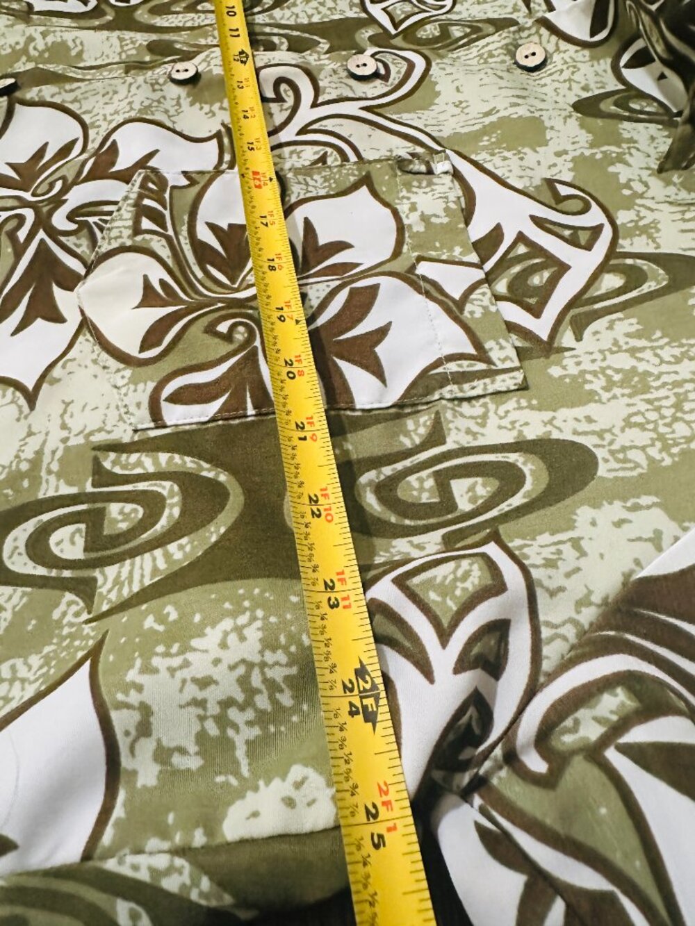 Men’s Roundy Bay Short Sleeve Polyester Hawaiian Shirt - Green Floral - L Large - Picture 7 of 8